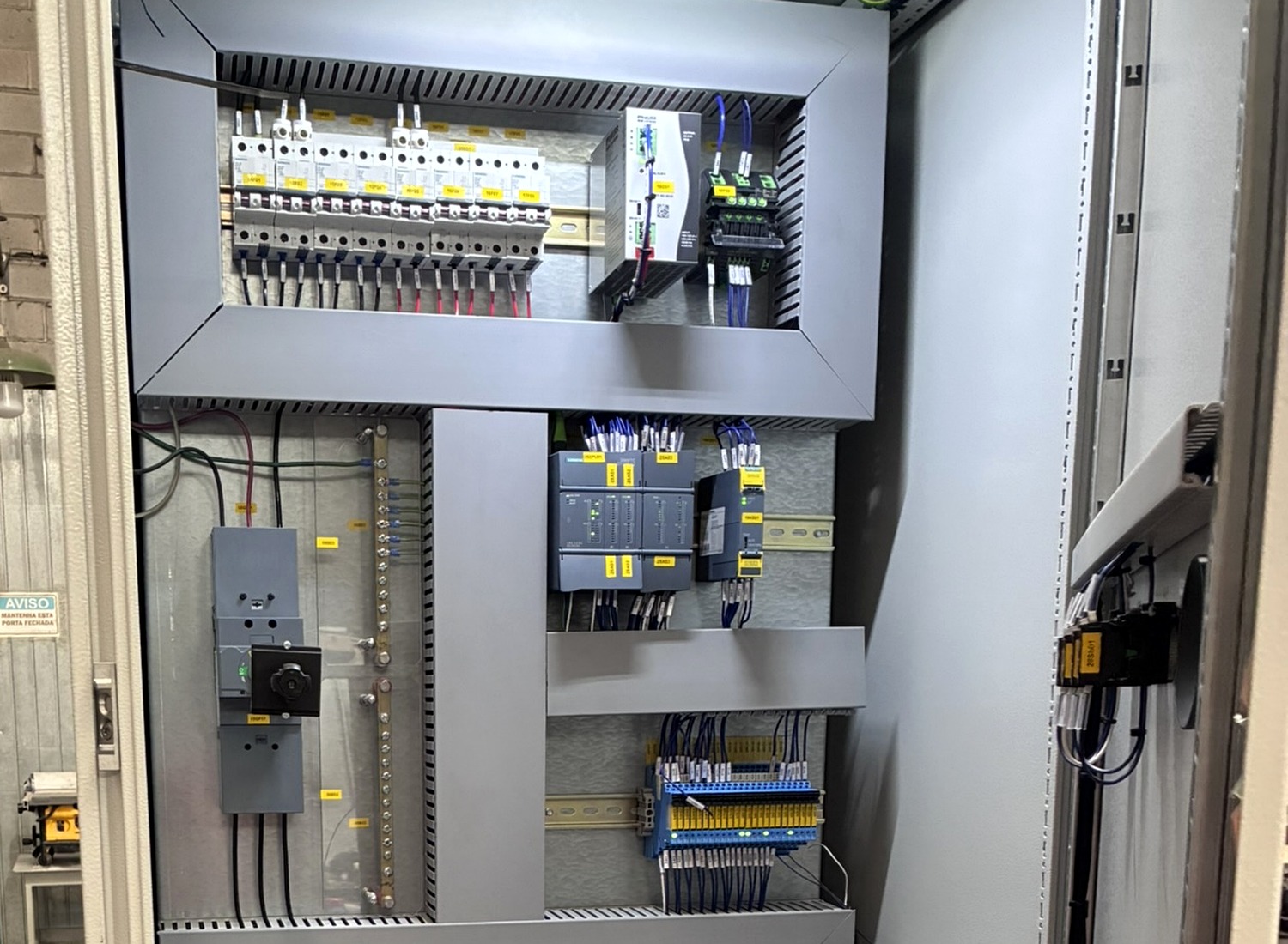 Painel de automação industrial
